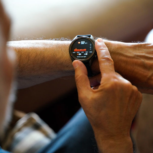 Australská studie potvrzuje: Chytré hodinky a fitness náramky mohou zvýšit vaši denní aktivitu!