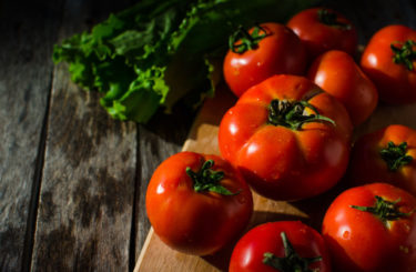 Jezte rajčata na všechny způsoby a řekněte “stop” cukrovce! Co zajímavého objevila nová studie o lykopenu?