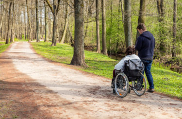 Osobní asistence handicapovaným osobám (nejen) s diabetem: Jak funguje?