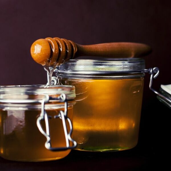 Důvěřujte klasickému medu. Posiluje srdce i imunitu