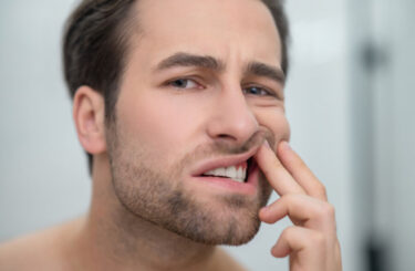 Xerostomie jako doprovodná komplikace diabetu: Sucho v ústech může vést k parodontóze i refluxu jícnu